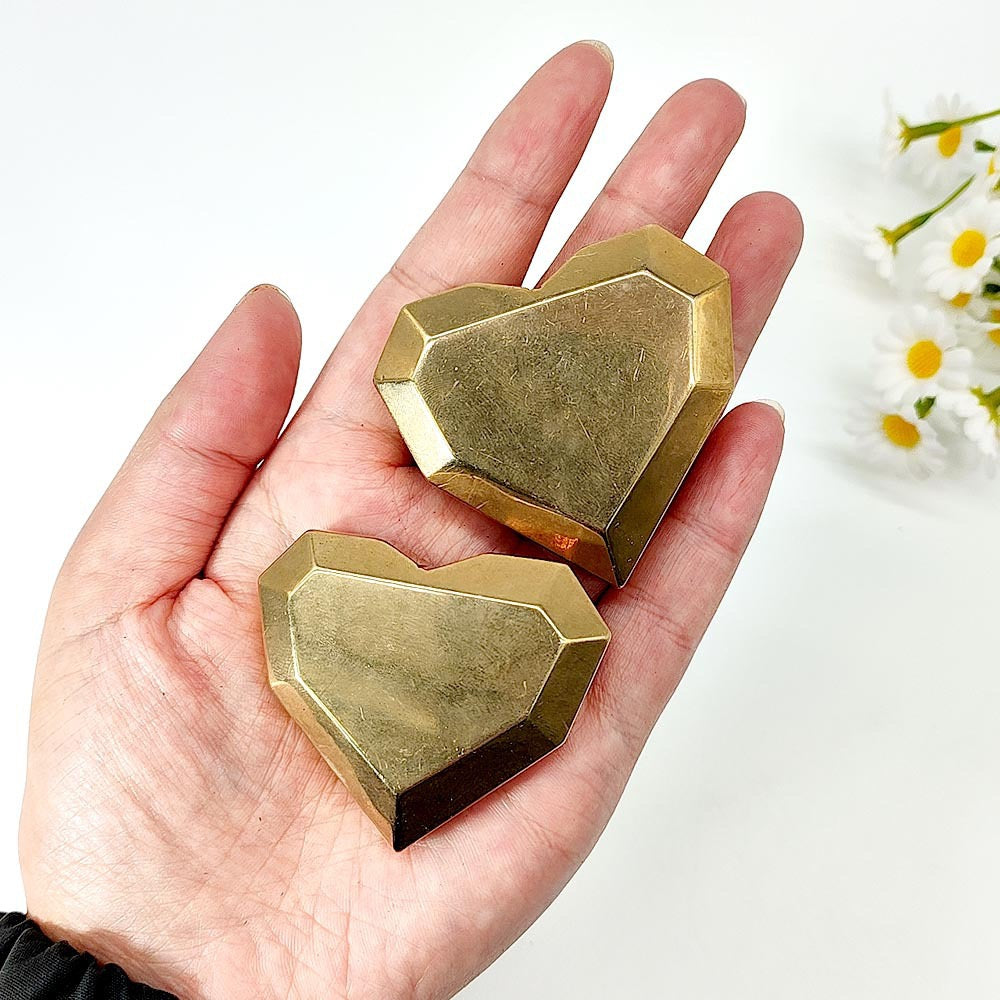 Natural Pyrite Iron Ore Cut Heart