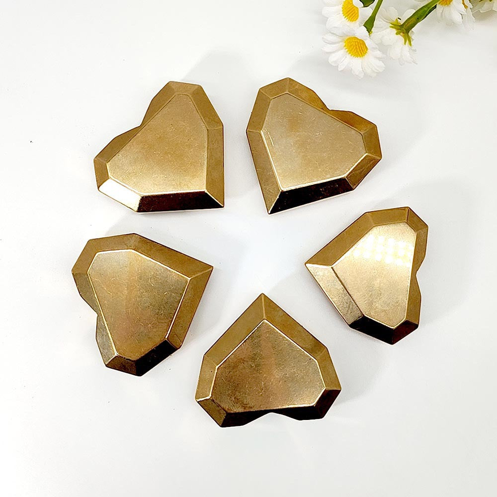 Natural Pyrite Iron Ore Cut Heart