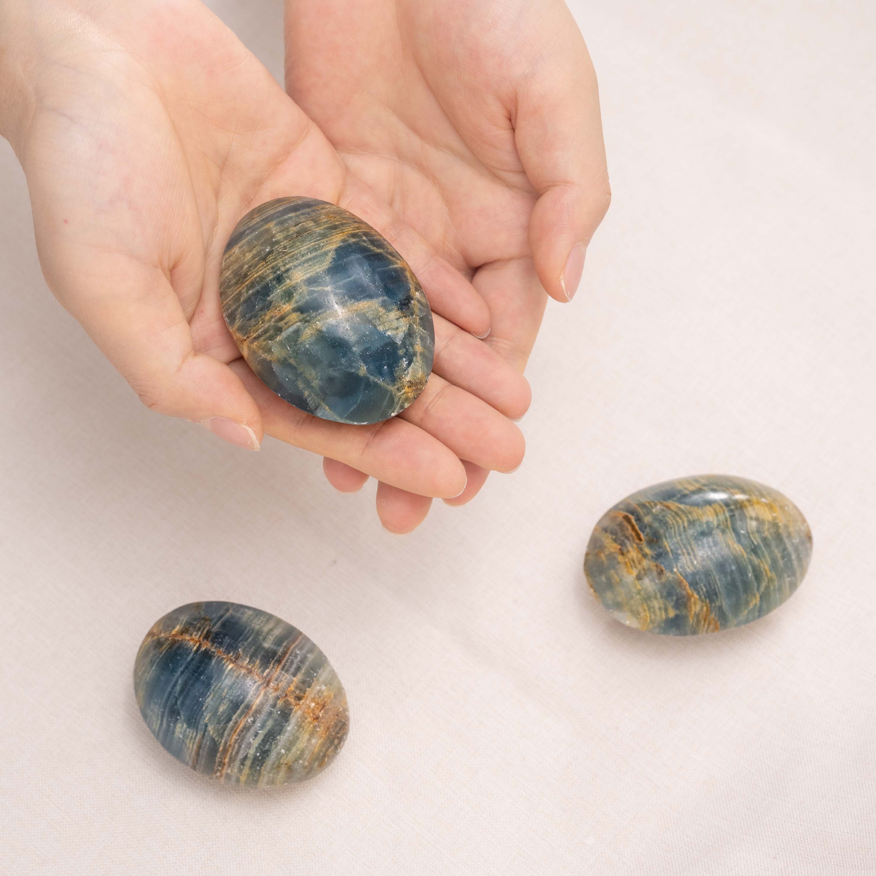 nique Blue Onyx Palm Stone, ideal for meditation and stress relief