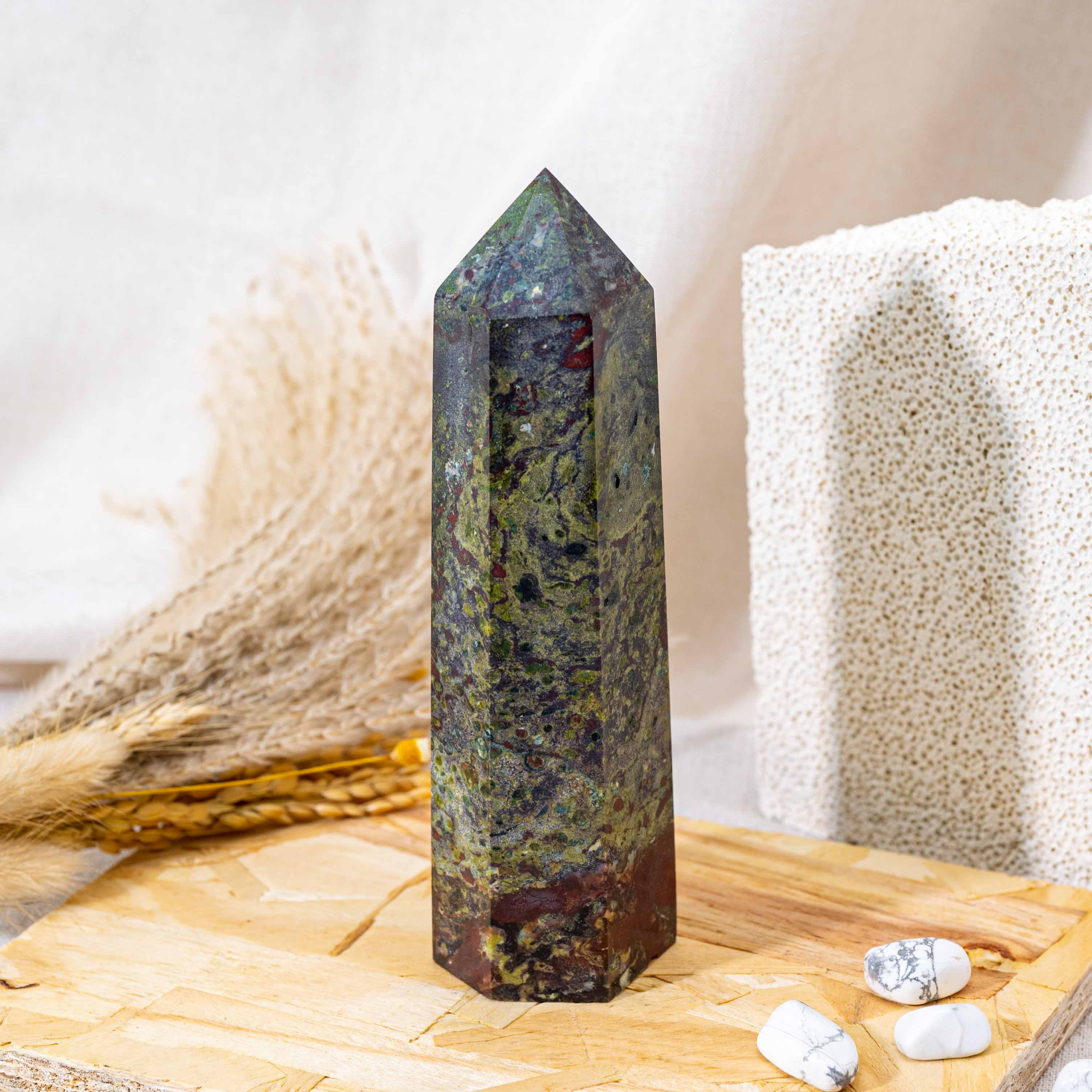 The grounding energy of the Dragon Blood Stone Tower helps to improve focus and concentration, ideal for meditation and mindfulness practices
