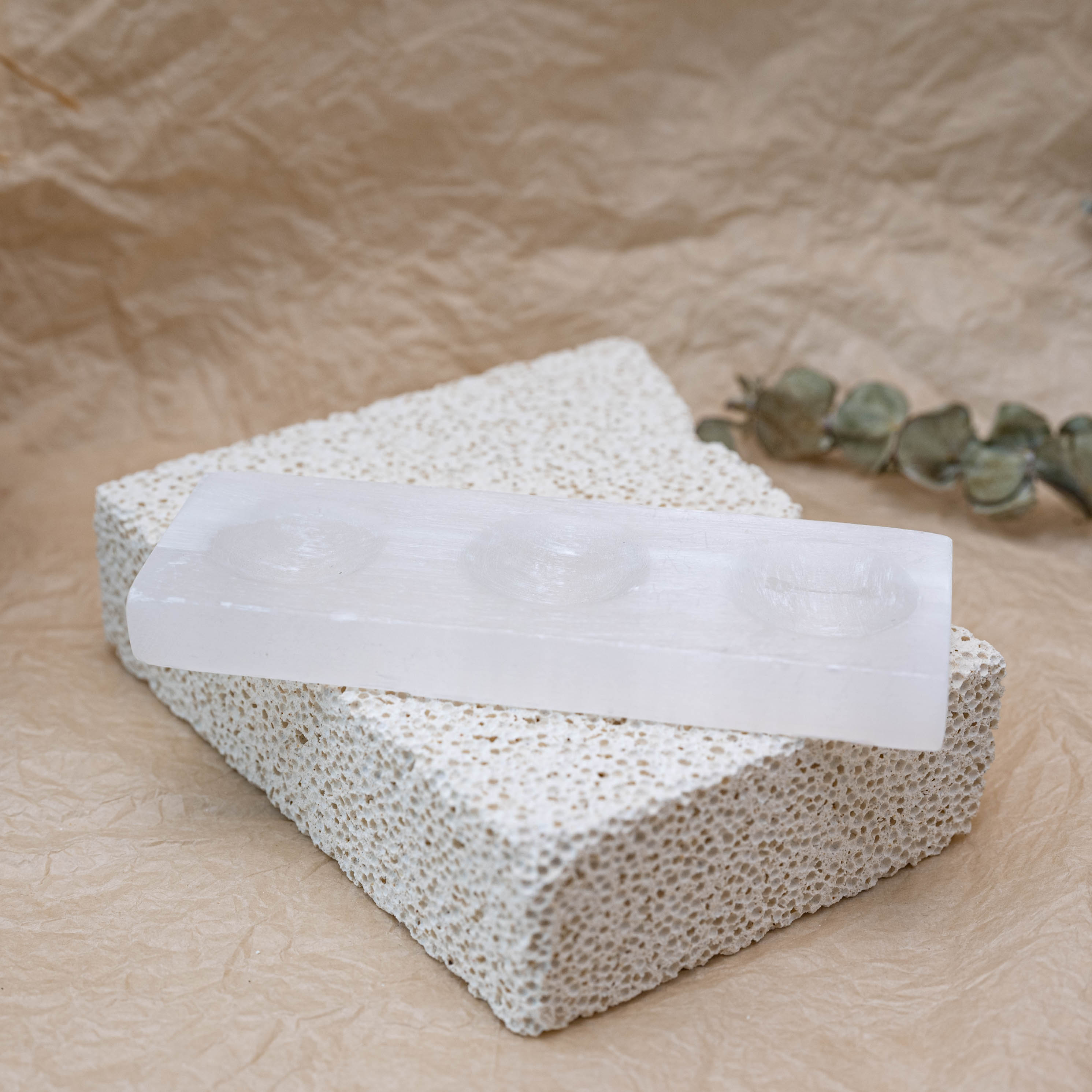 Selenite Holder for crystal spheres