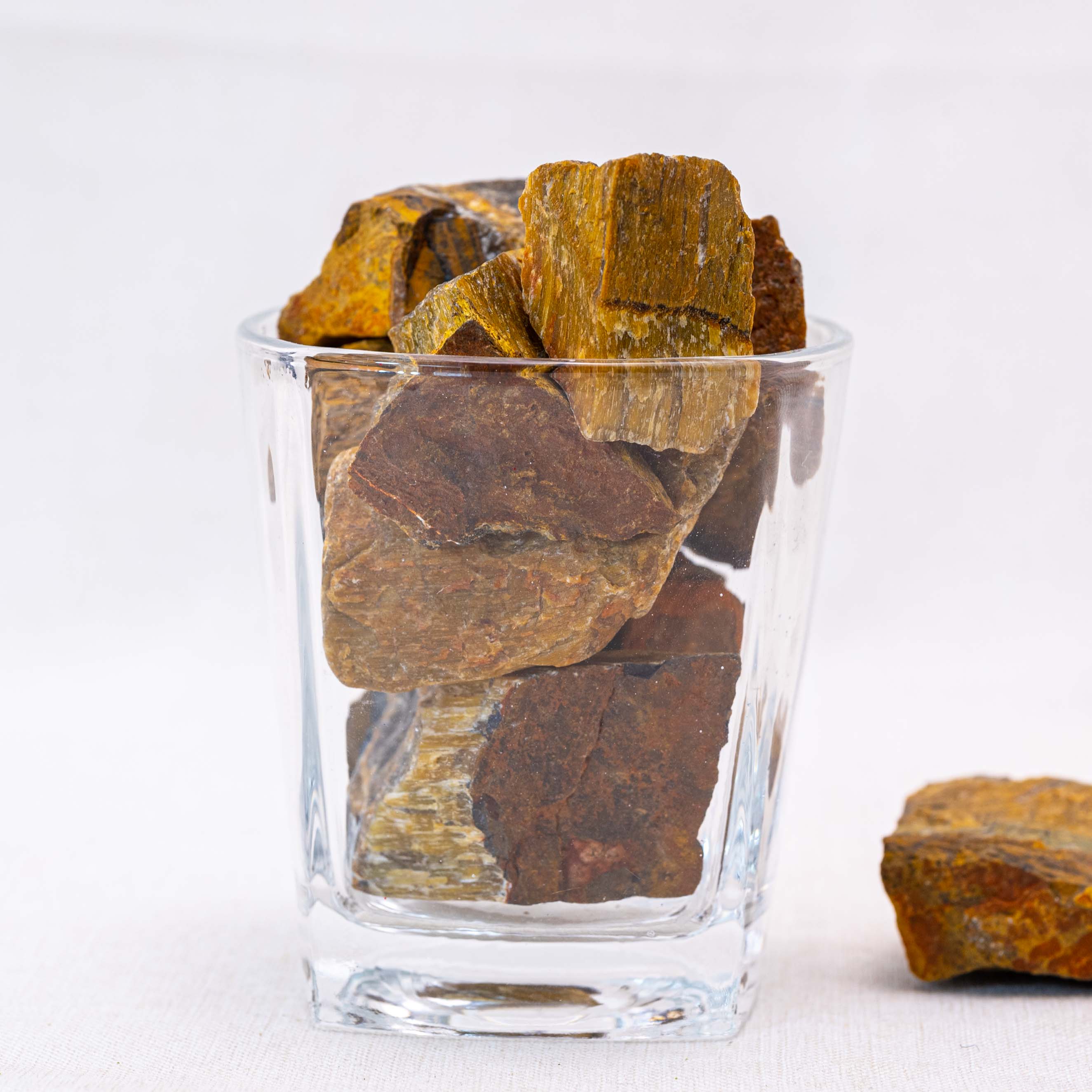 Natural tiger eye rough crystals enhance courage and confidence