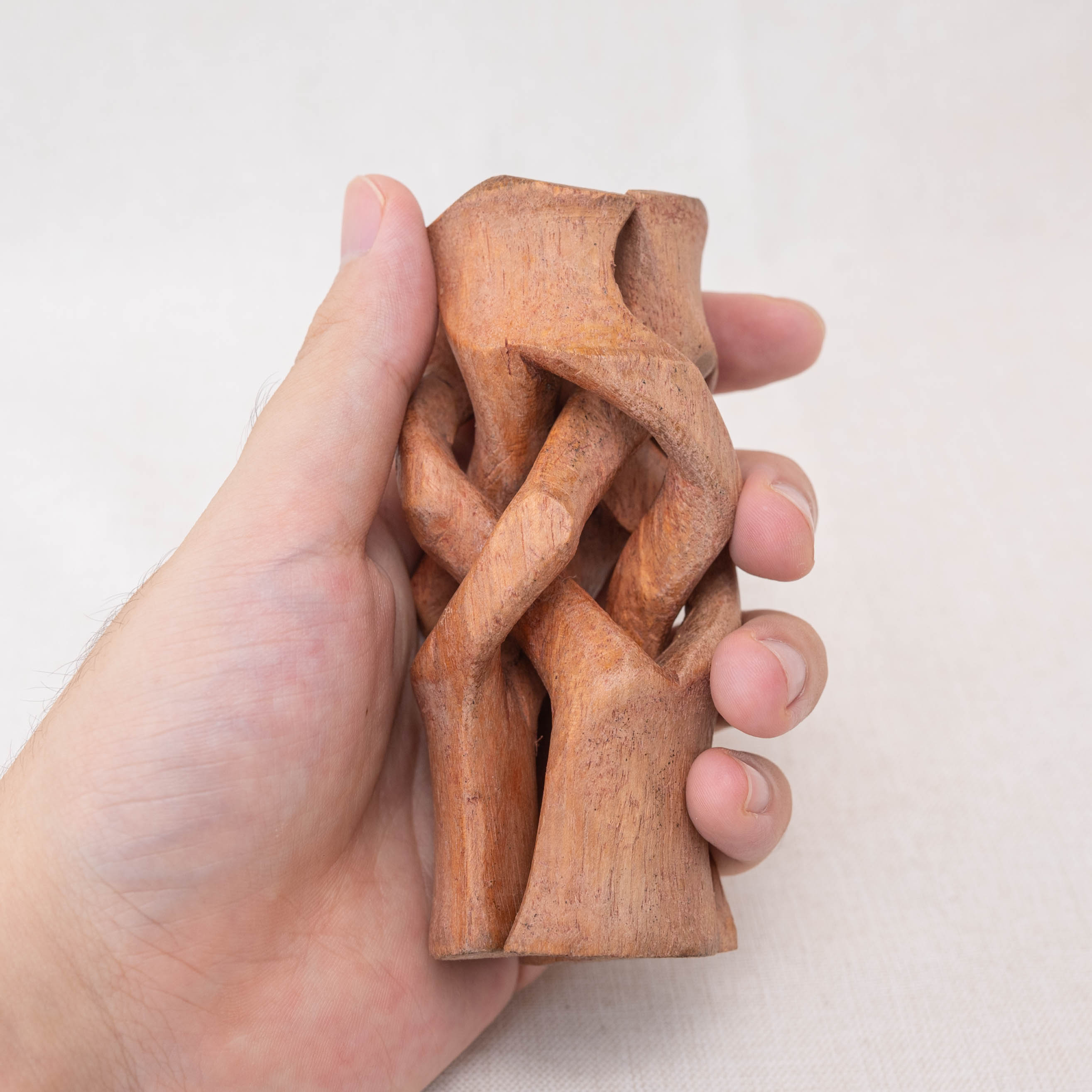 Display your favorite crystal spheres on this durable and stylish wooden tripod stand.