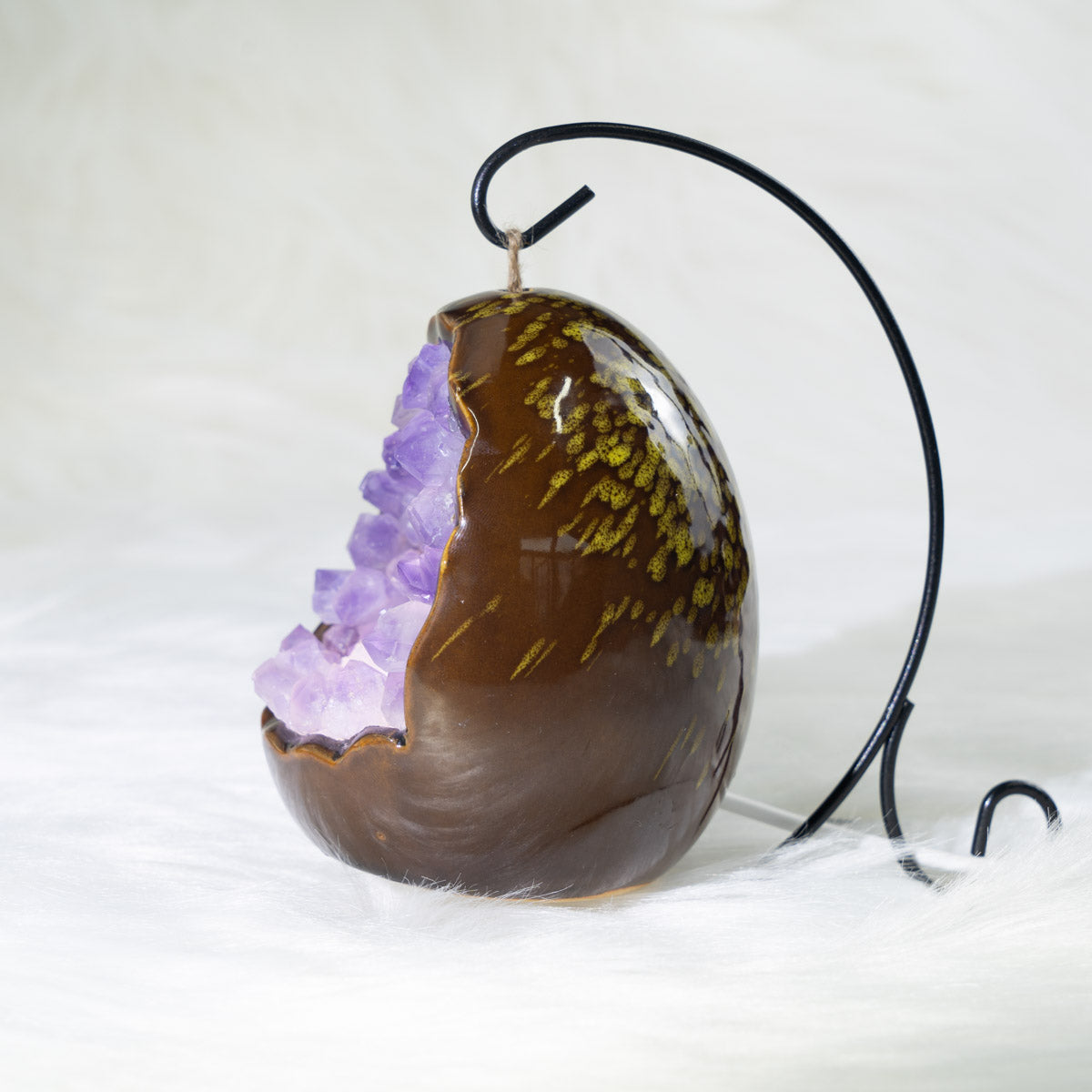 Amethyst Geode Dinosaur Egg Lamp In Bulk
