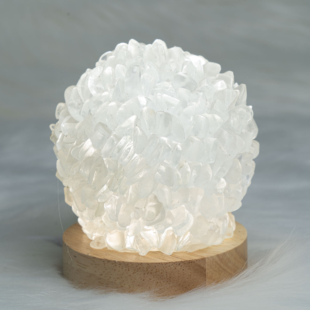 Clear Quartz Chips Round Lamp In Bulk