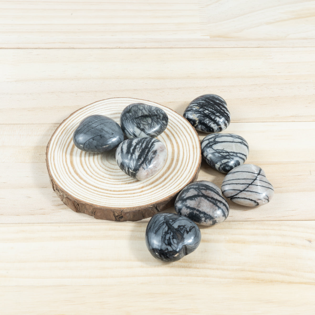 3cm Black Net Stone Heart In Bulk