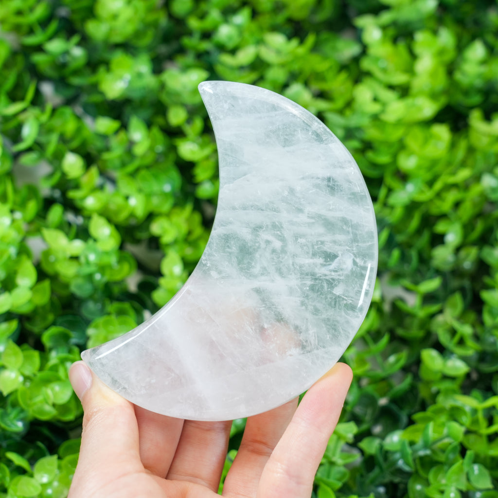Clear Quartz Crescent Moon Crystal Carving | Polished Moon Palm Stone for Amplifying Energy, Meditation & Celestial Home Decor | Spiritual Manifestation Gift