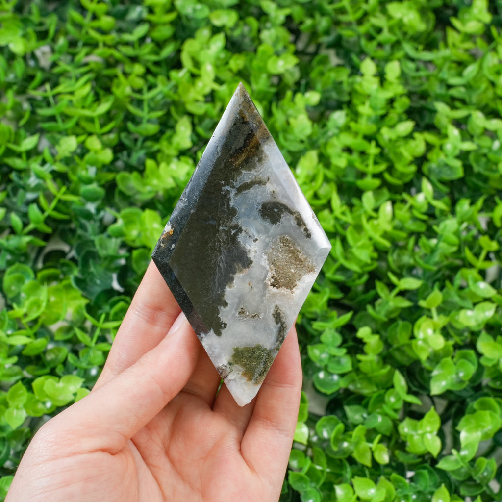 Moss Agate Diamond Crystal Carving | Polished Rhombus Crystal Point for Grounding Energy, Meditation & Boho Home Decor | Unique Spiritual Gift