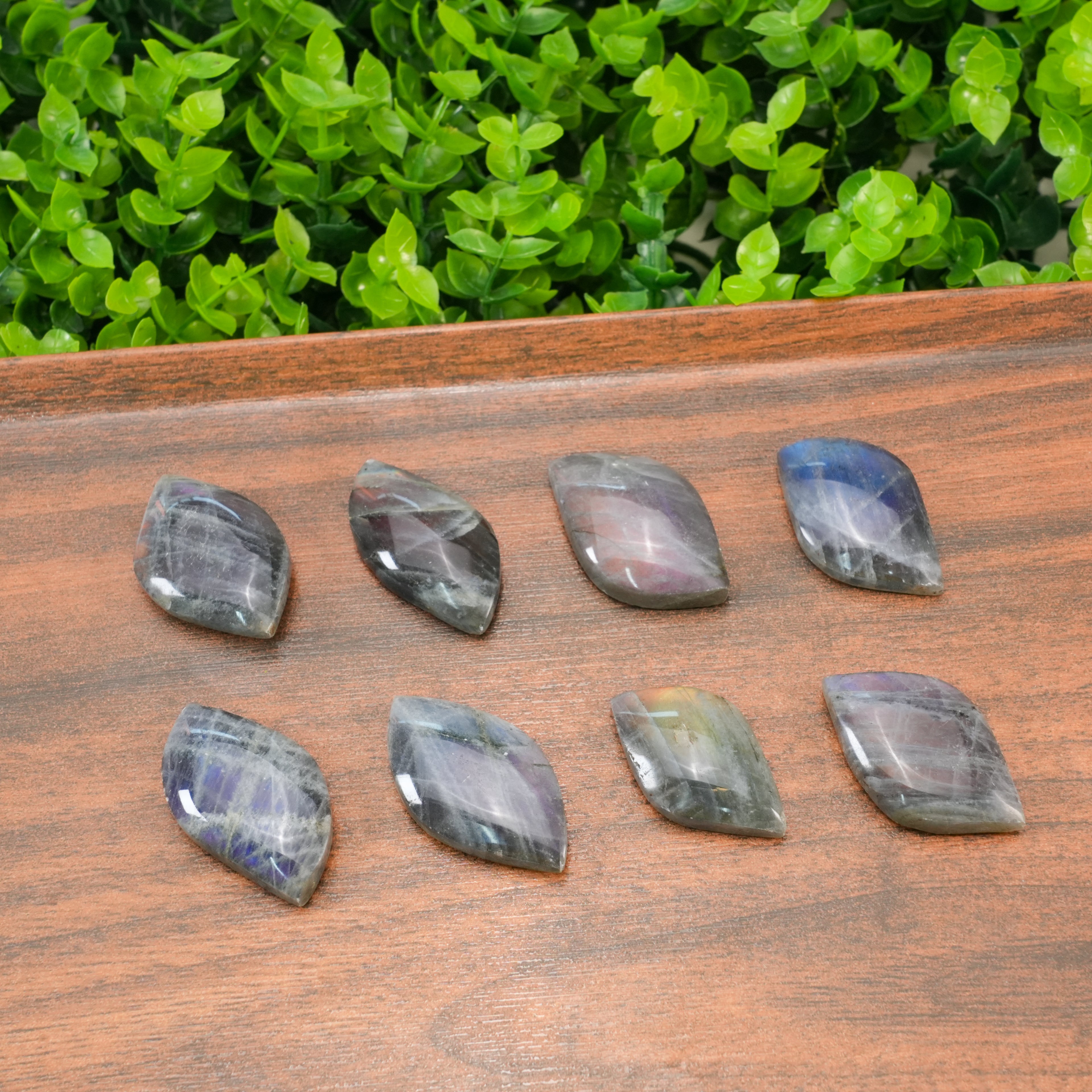 Natural Labradorite Crystal Leaf Carving - Hand-Carved Gemstone Foliage with Blue & Purple Unique Spiritual Gift for Crystal Collectors Flash