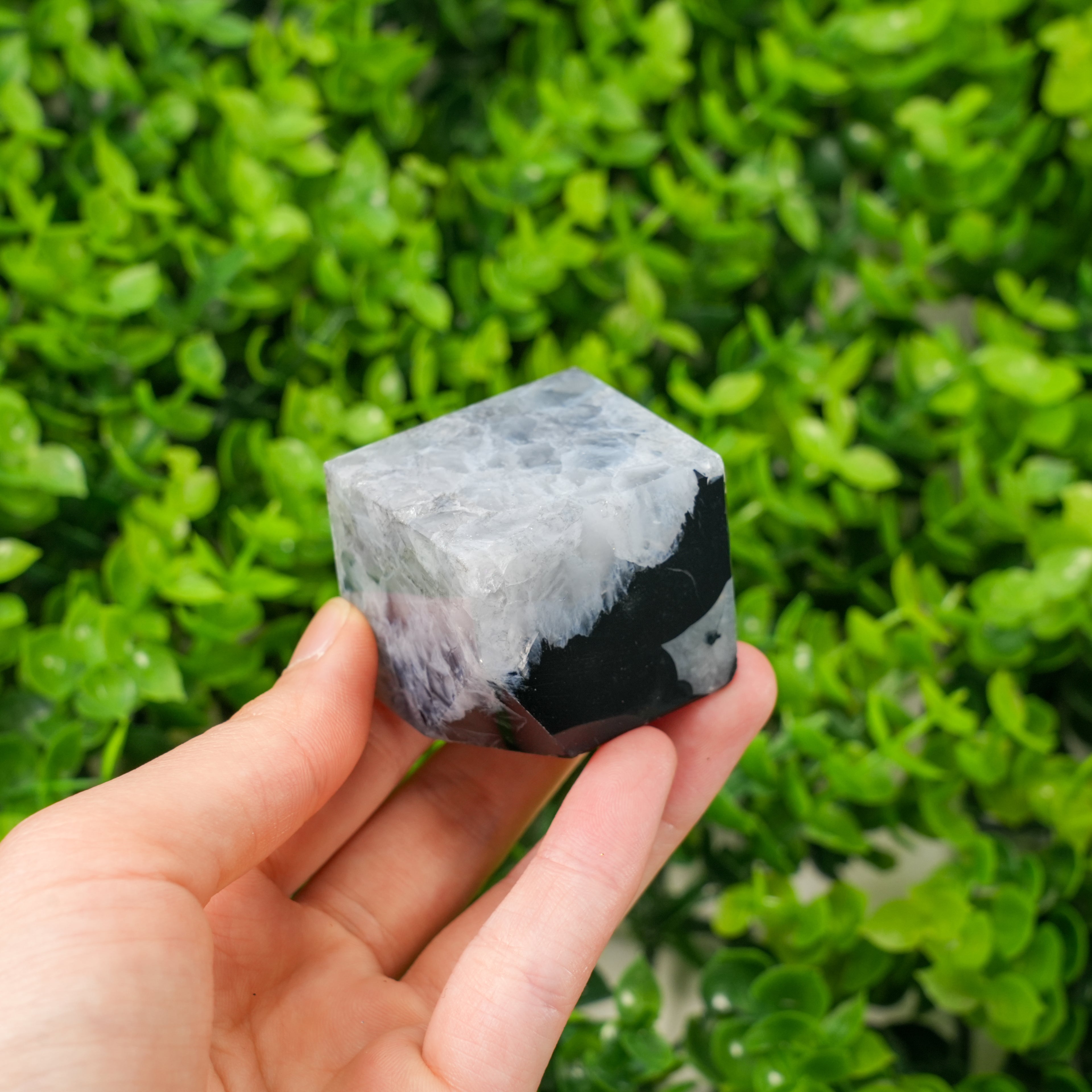 Natural Black Sardonyx Cube Crystal Polished Black Agate Square Stone Genuine Gemstone for Reiki Healing