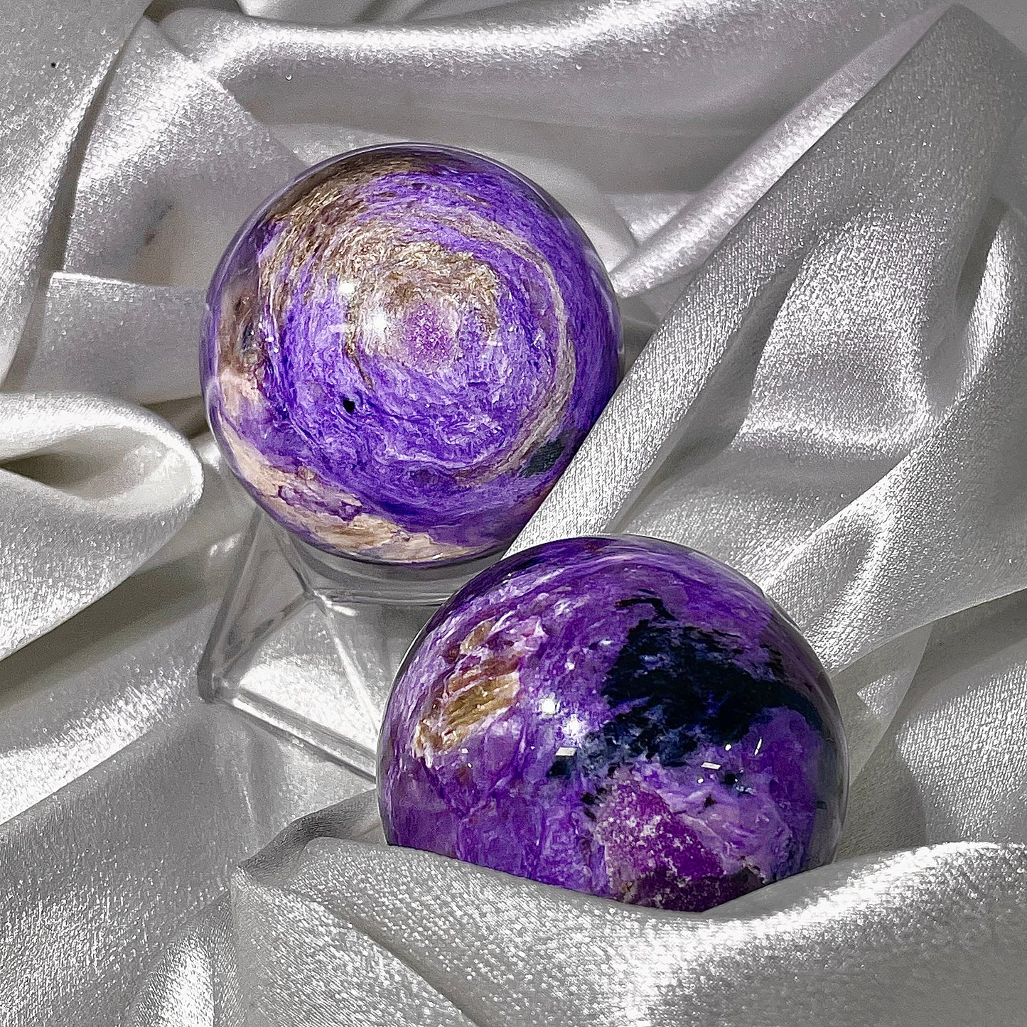 High Quality Charoite Sphere Wholesale