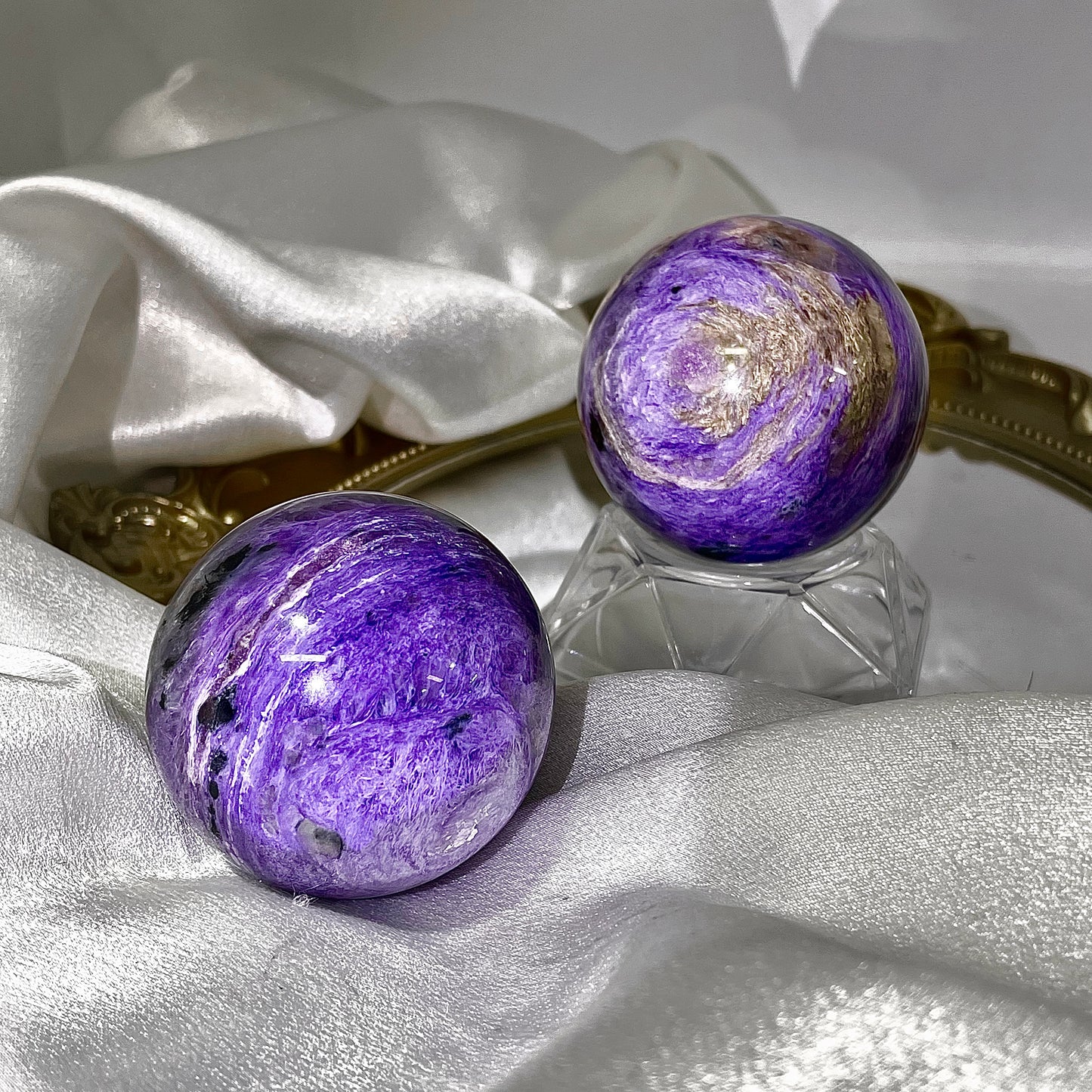 High Quality Charoite Sphere Wholesale
