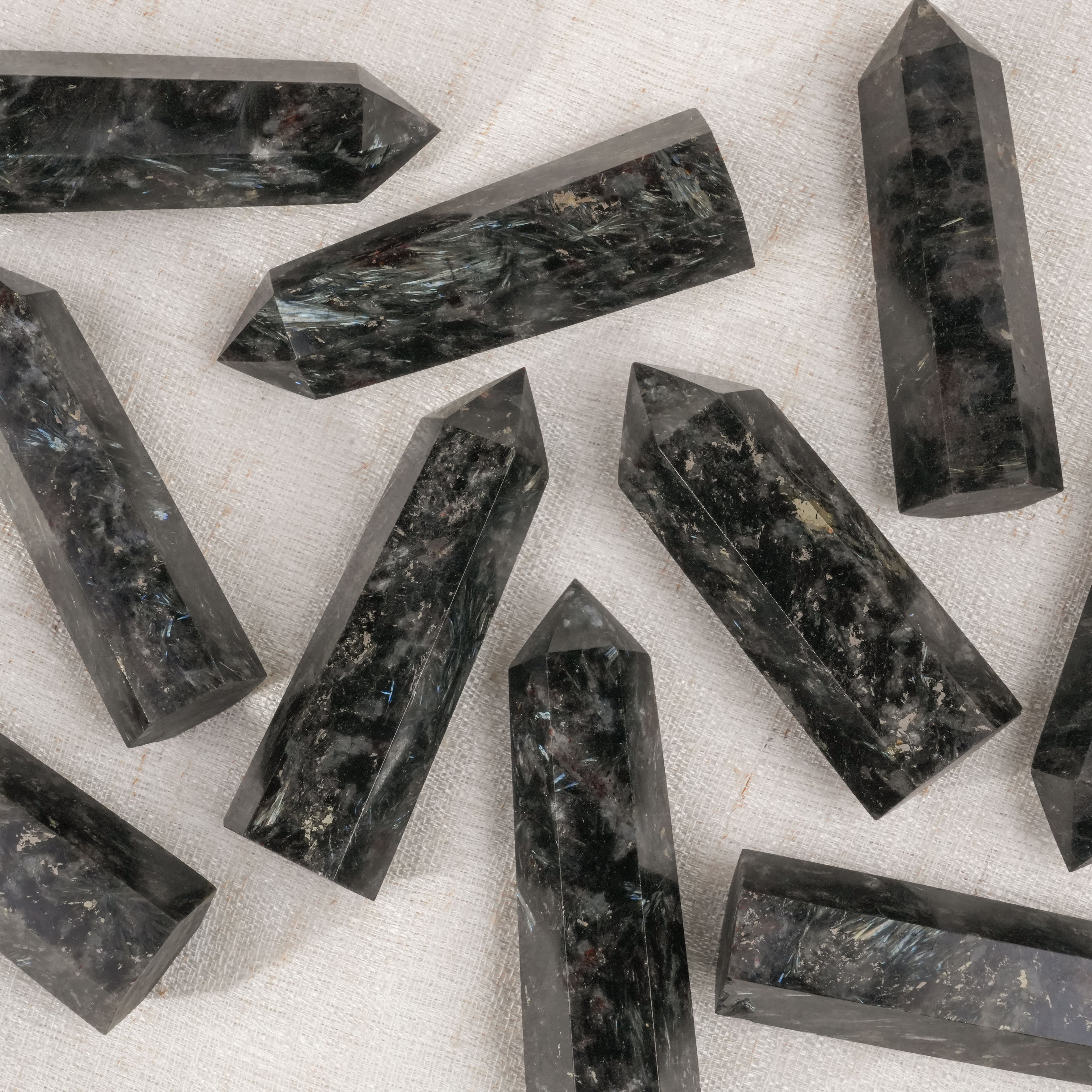 Astrophyllite Point