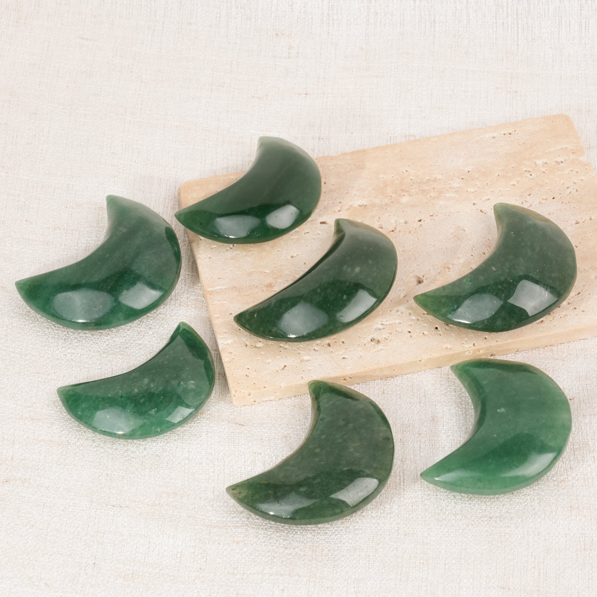 Green Aventurine Moon Palm Stone
