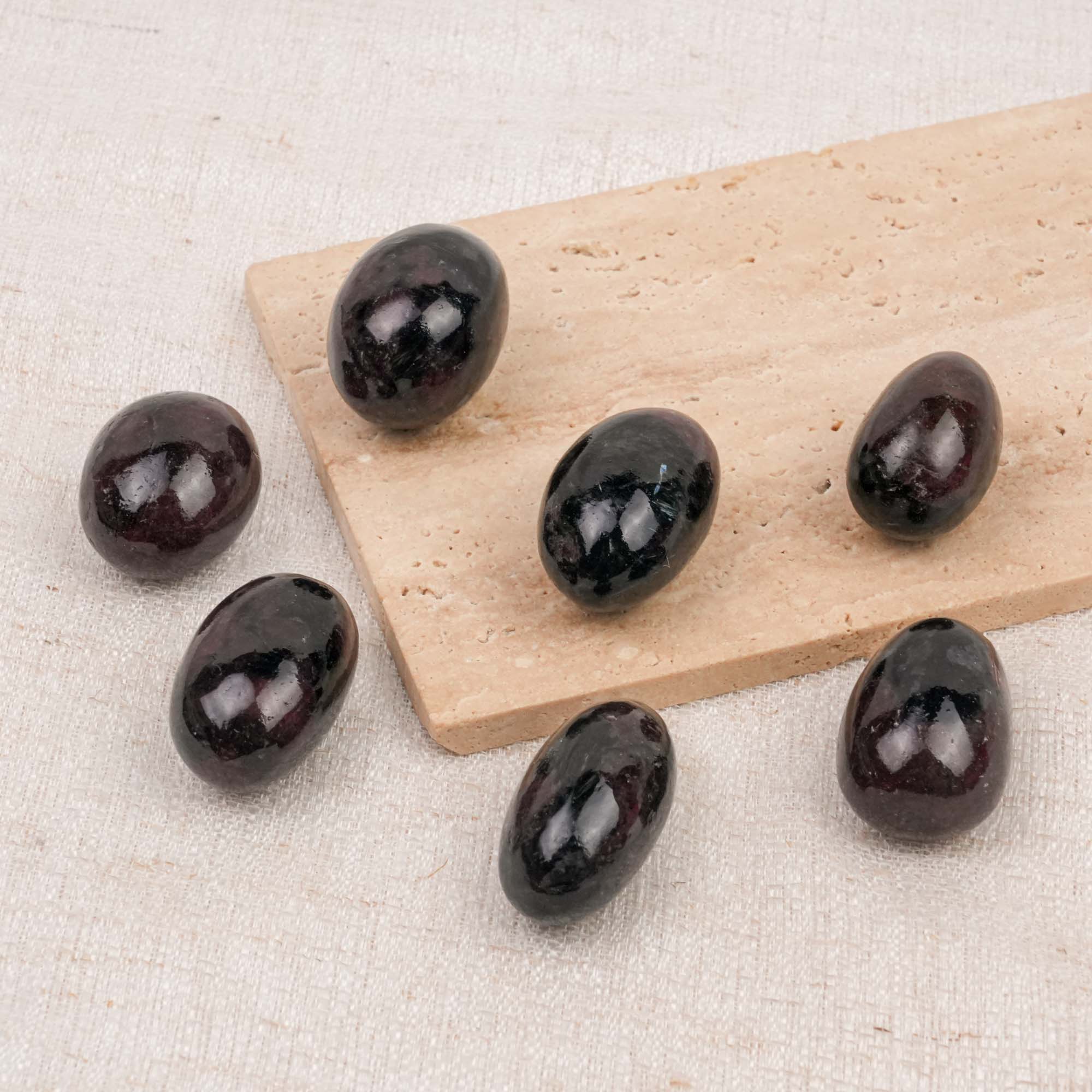 Garnet Tumbled Stone