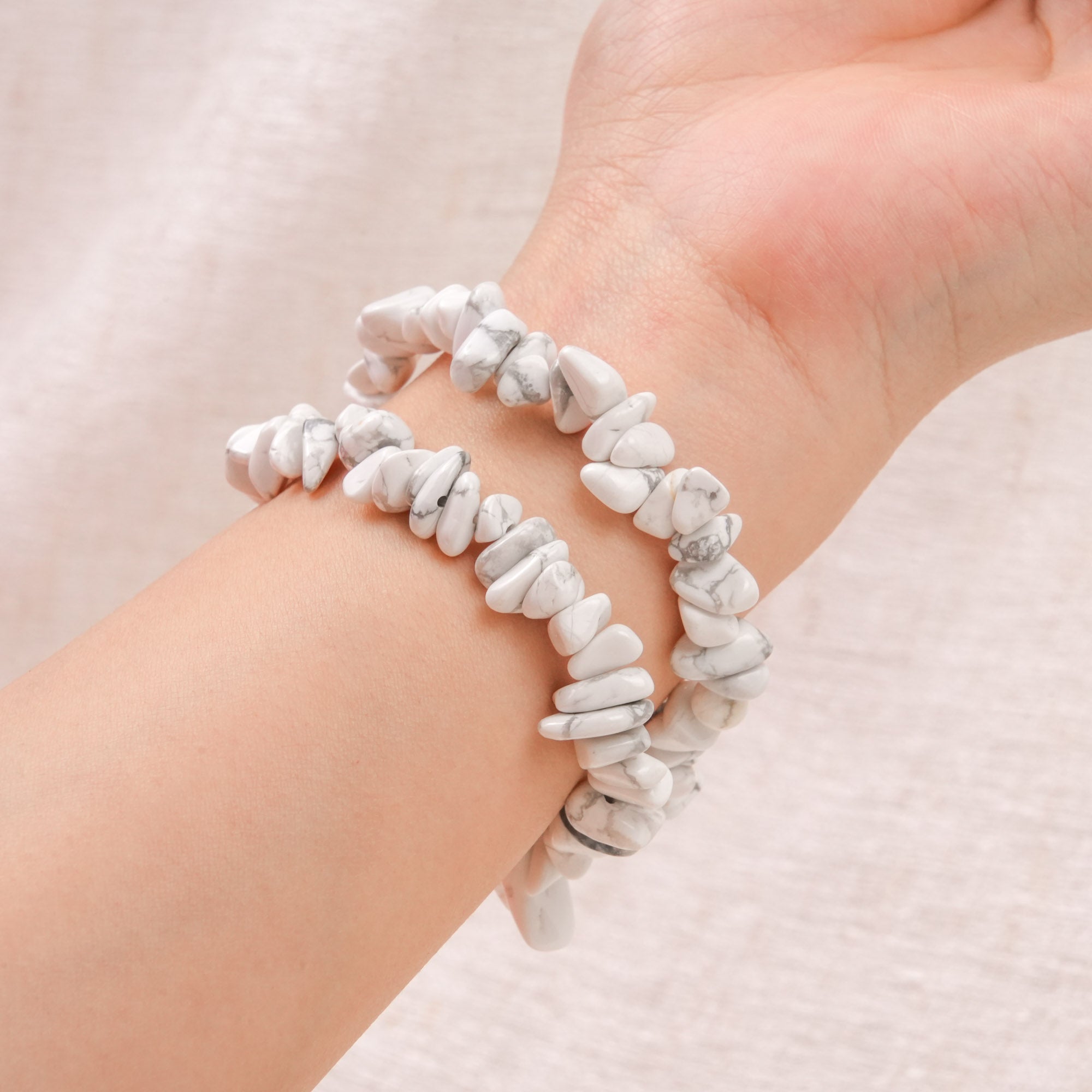 Howlite Chip Bracelet