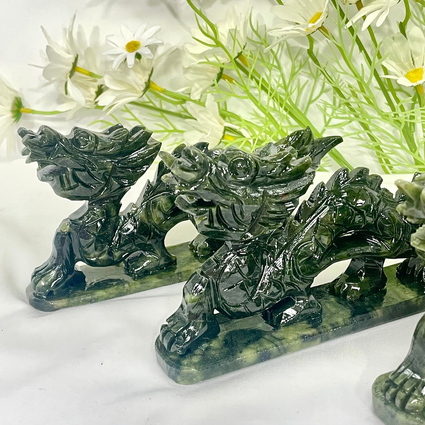 Green Jade/Xiu Jade Dragon Carving