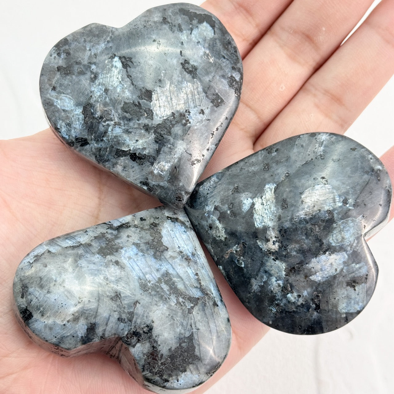 Heart-Shaped Larvikite Decor: Radiant Beauty and Inner Peace