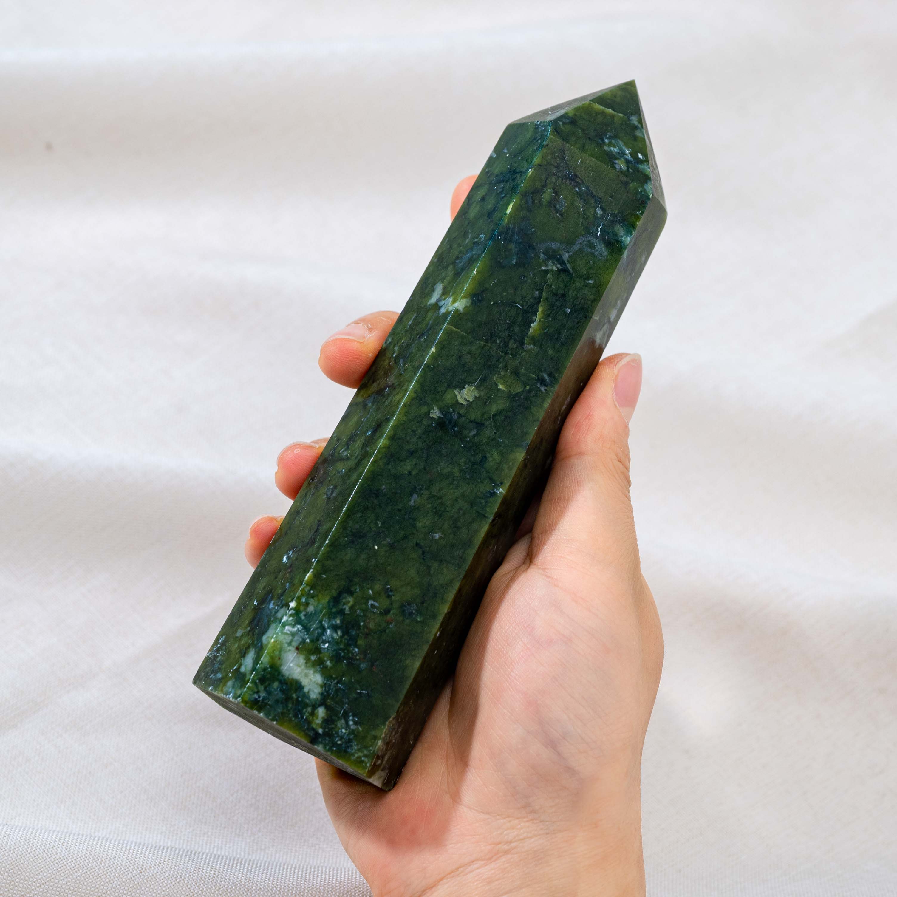 Southern Jade Tower is known for its ability to inspire creativity and promote personal growth