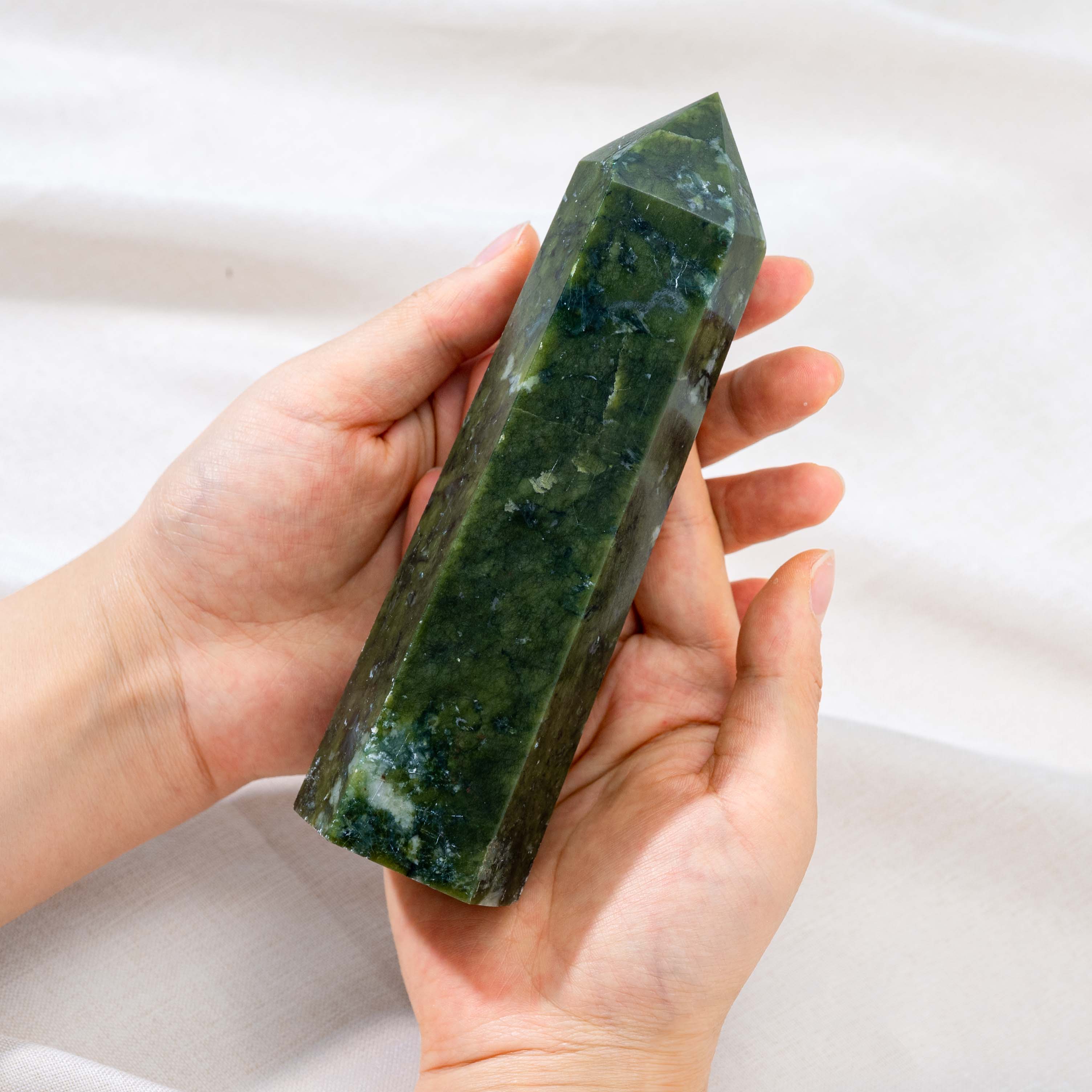 The vibrant energy of the Southern Jade Tower helps to detoxify the body and boost the immune system