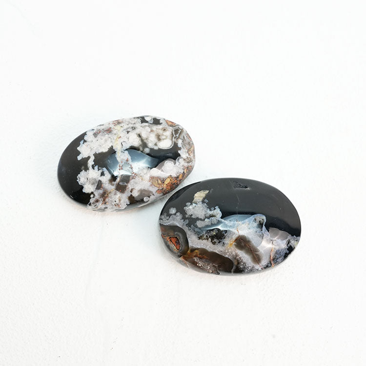  Black Flower Agate Palmstone for energy healing