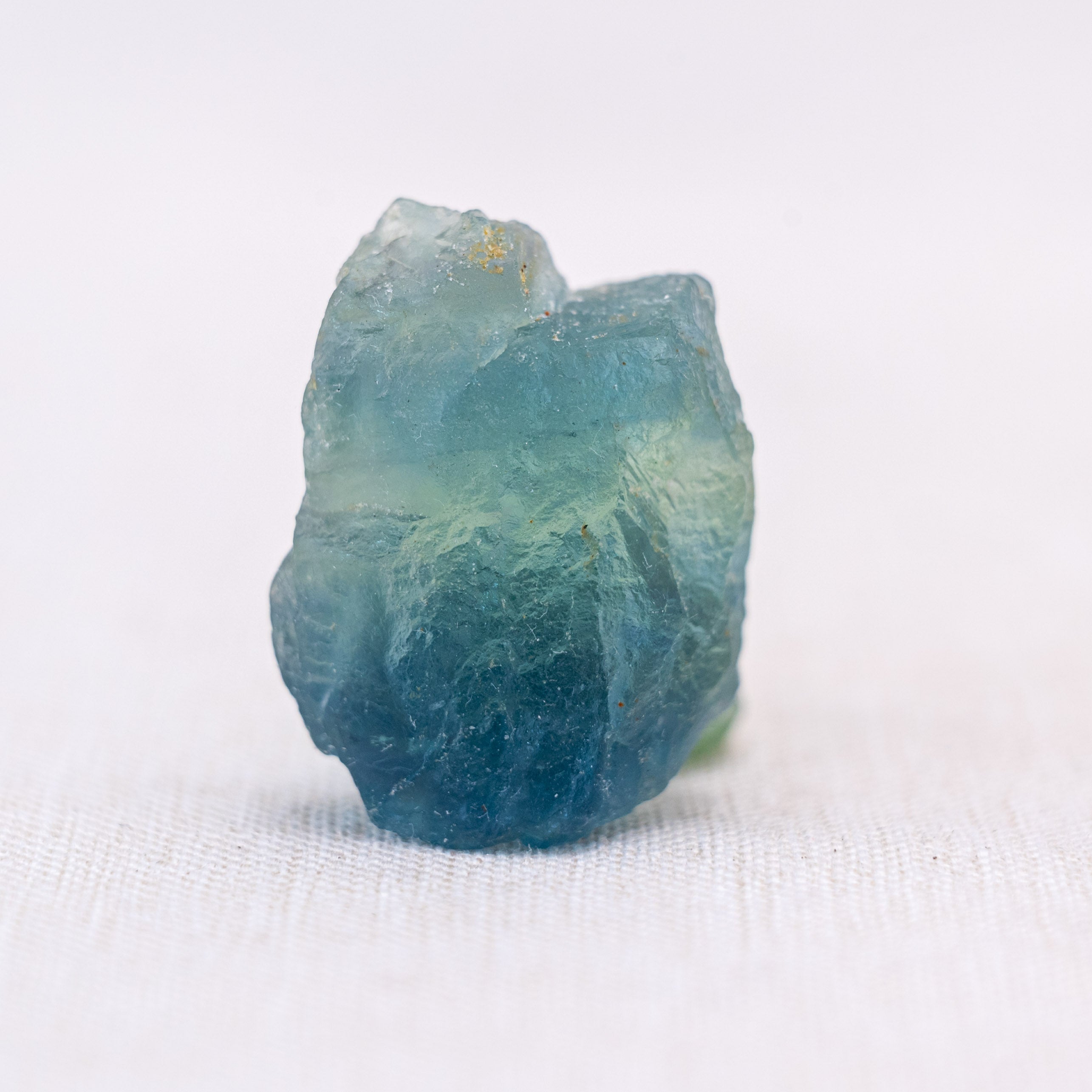 Natural fluorite rough crystals are excellent for mental clarity