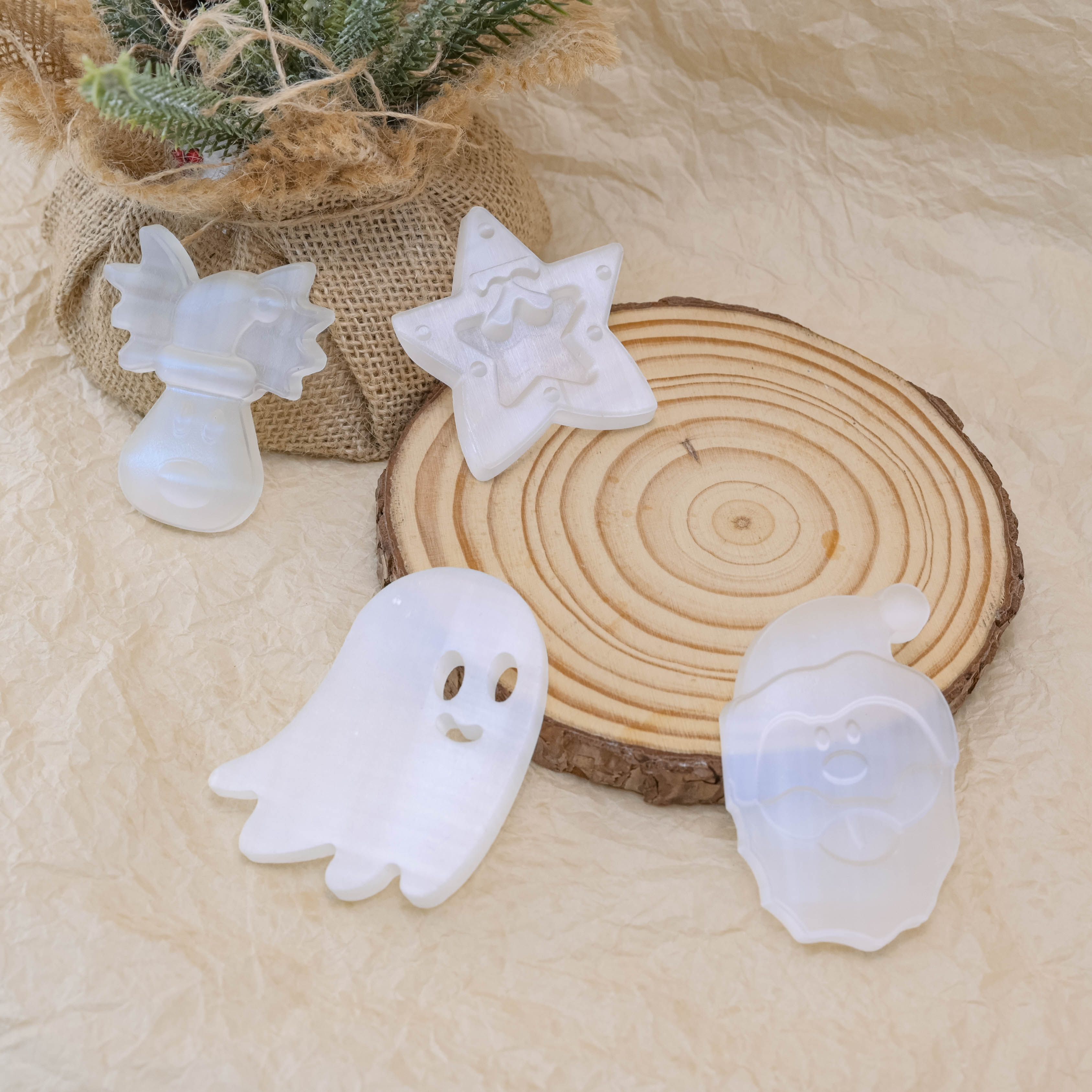 This Selenite Ghost carving enhances meditation focus.
