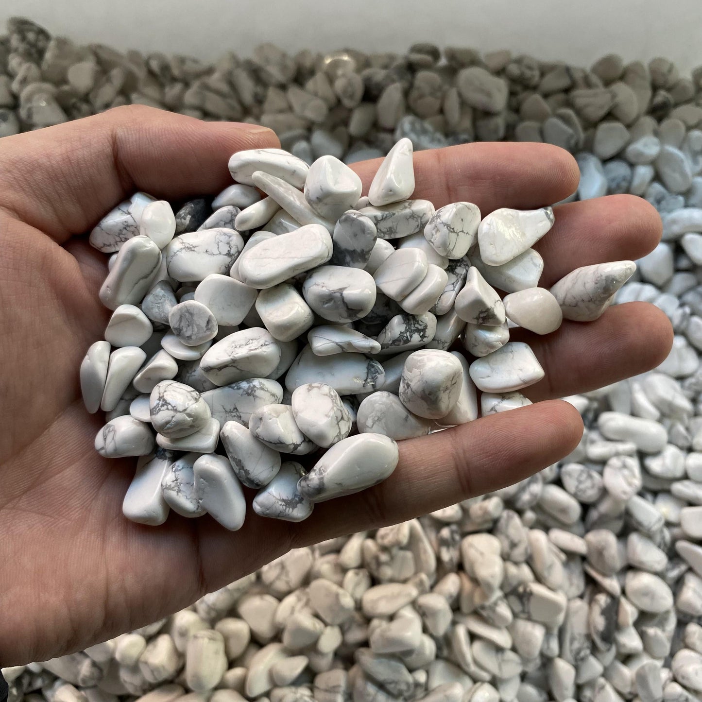 1-2cm Howlite Crushed Stones In Bulk