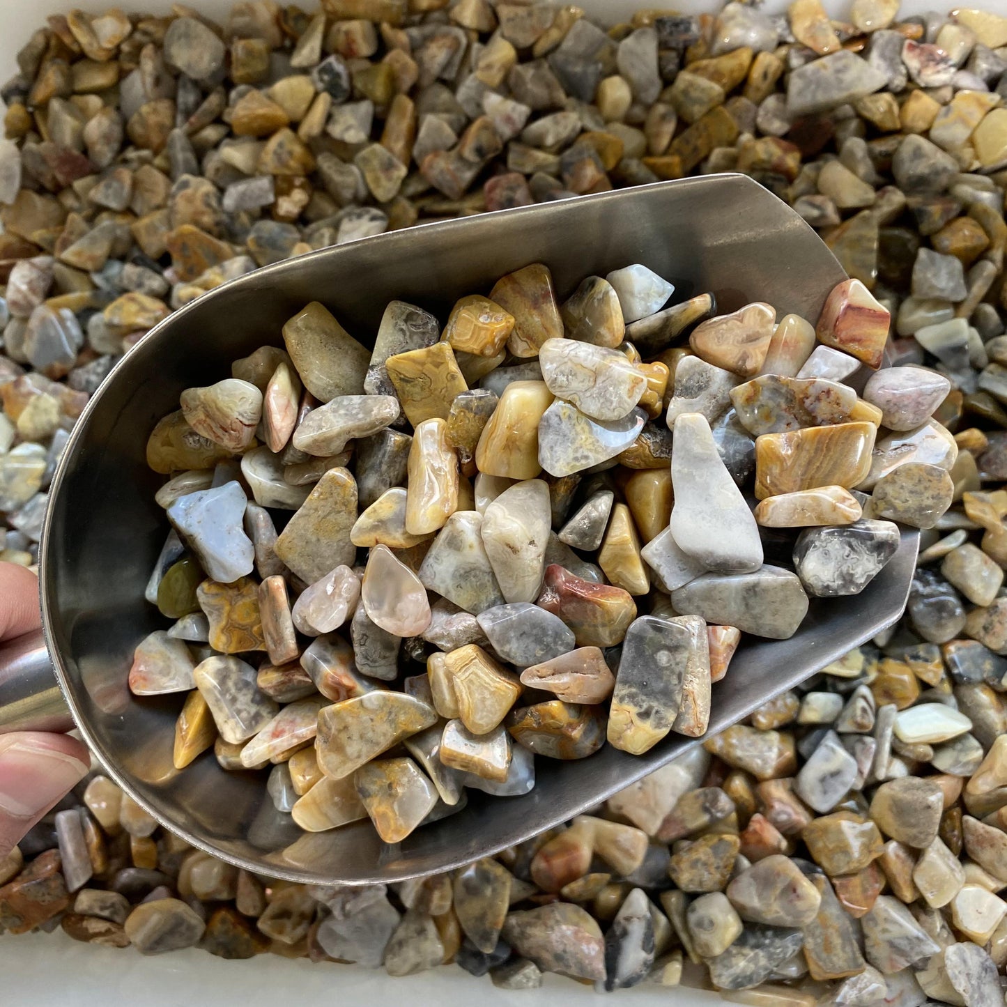 1.5-2.5cm Crazy Agate Crushed Stones In Bulk
