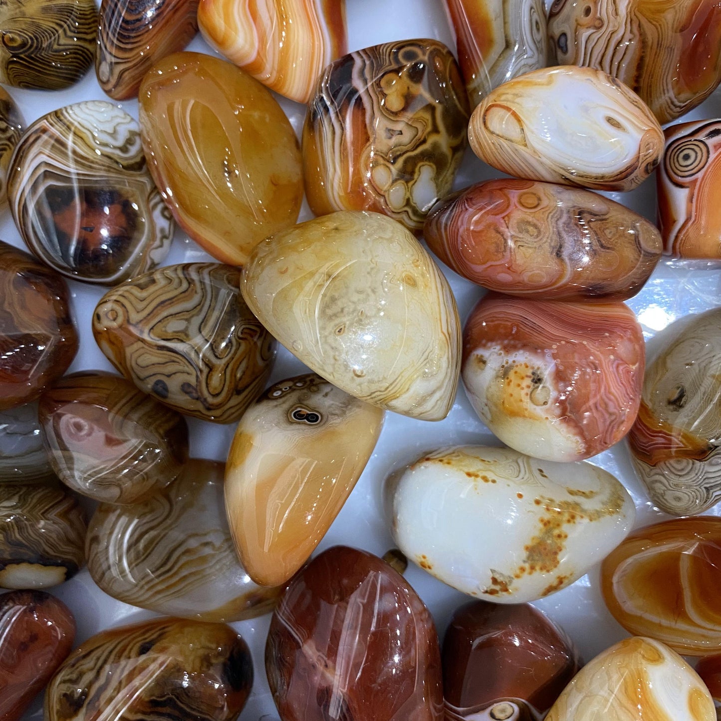 Sardonyx Tumbled Stones In Bulk