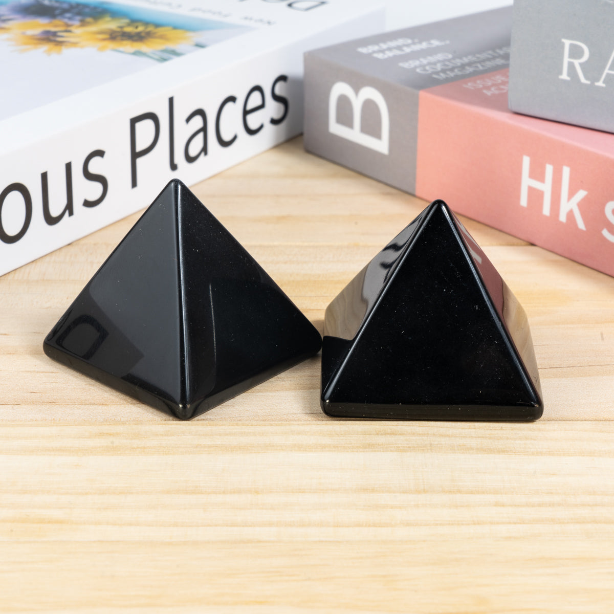 4cm Black Obsidian Pyramid In Bulk