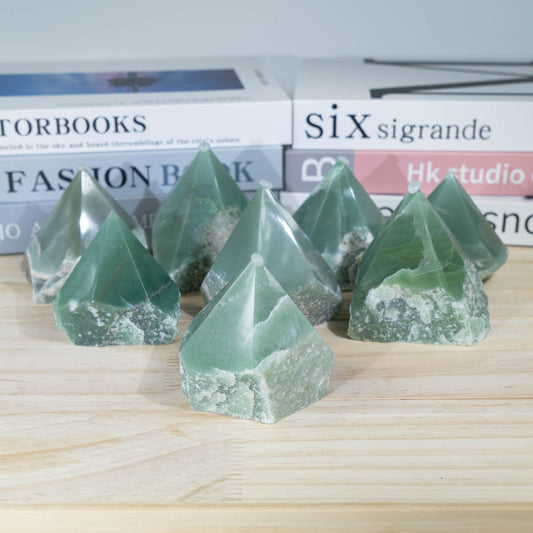 Green Aventurine Rough Stone Point In Bulk