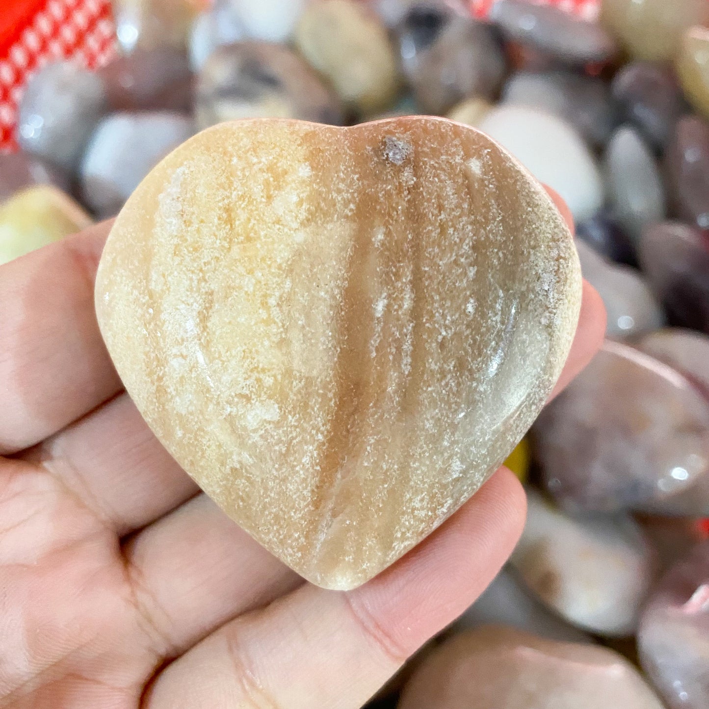 Agate Heart Palm Stone In Bulk